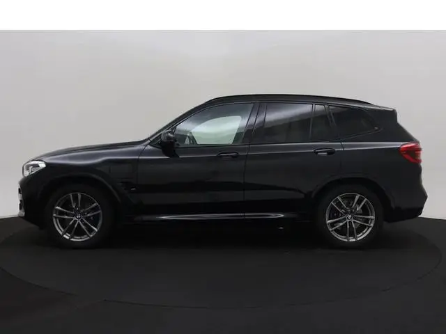 BMW X3 xDrive30e High Executive M-Sport | Panorama | Winterpakket | VC | HUD | Leder | Cruise | Clim...