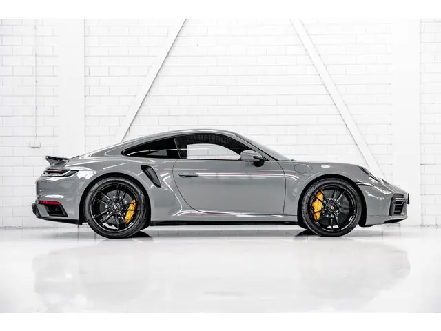 Porsche 911 Turbo S Coupé l Nardo Grijs l BOSE l Sportuitlaat