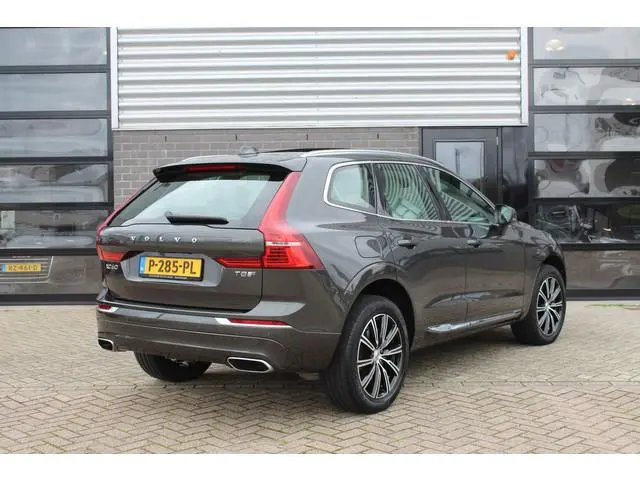 Volvo XC60 2.0 T8 Twin Engine AWD Inscription / HUD / Panoramadak