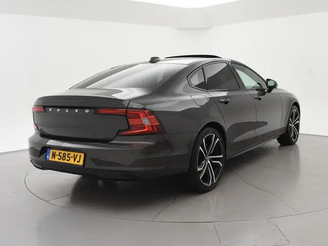 Volvo S90 2.0 T8 390 PK HYBRID AWD R-DESIGN POLESTAR BOWERS & WILKINS | SCHUIFDAK | TREKHAAK | LUCHT...