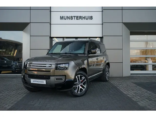 Land Rover Defender Hard Top 3.0 D200 110 MHEV X-Dynamic SE | Occasion Lease vanaf € 1.569,00  p/m |...
