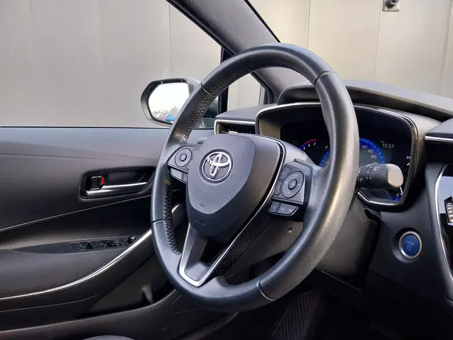 Toyota Corolla Touring Sports