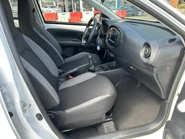 Toyota Aygo X 1.0 VVT-i MT Apple carplay airco 5 deurs