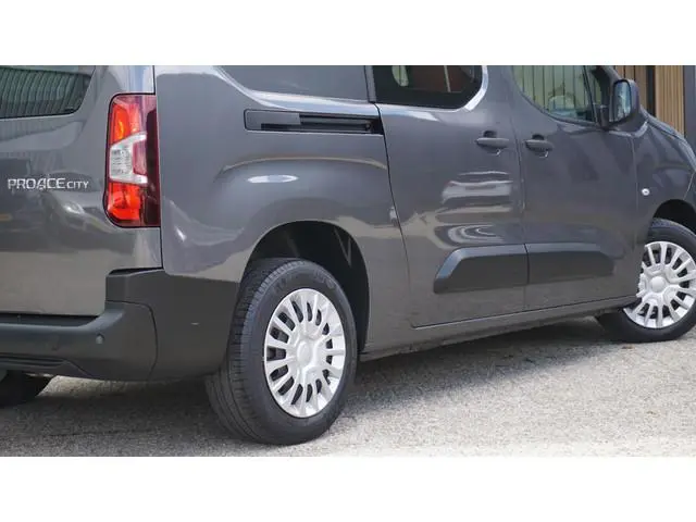 Toyota pro-ace