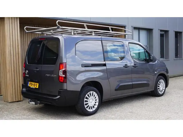 Toyota pro-ace