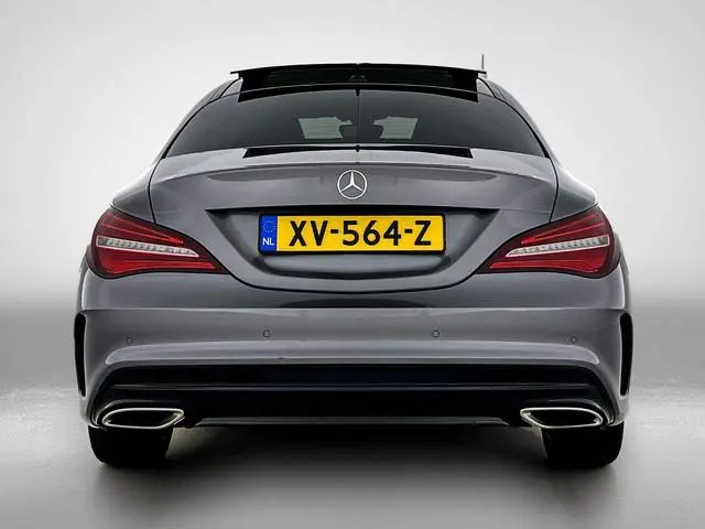Mercedes-Benz CLA-klasse 180 180 AUTOMAAT | PANORAMADAK | AMG EXTERIEUR & INTERIEUR | NAVIGATIE | SP...
