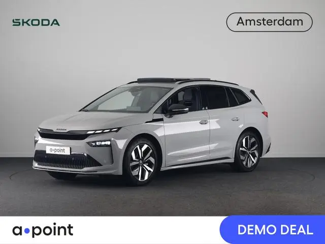 Skoda Enyaq 60 Sportline 204 pk | Panoramadak | Elek. stoel | Adaptive Cruise | Camera | Steel Grey