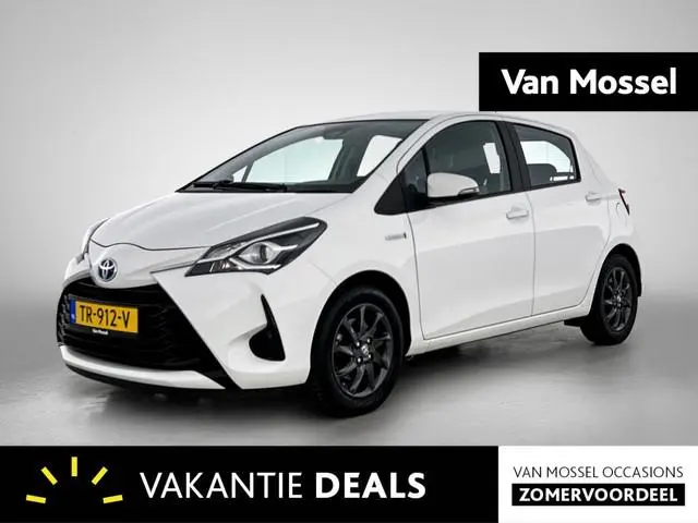 Toyota Yaris 1.5 Hybrid Active | Automaat | Camera | Climate control | Lichtmetalen velgen