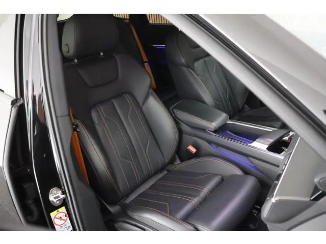 Audi e-tron Sportback 55 quattro 408pk S edition 95 kWh Leder Camera B&O Stoelverwarming Cameraspieg...