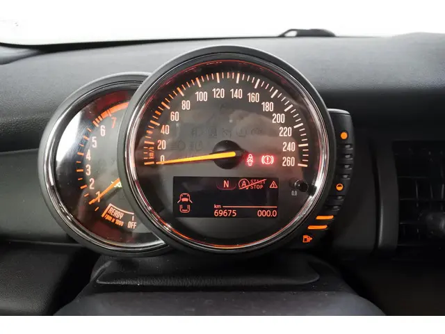 Mini Mini 102pk One BNS NL/NAP/Panorama/Navi/Moonwalk/Unionjack lights