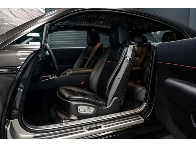 Rolls-Royce Wraith 6.6 V12 *Bespoke Audio / Starlight hemelbekleding / Night-vision / HUD / Surround...