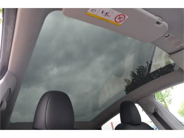 Tesla Model Y RWD 58 kWh AutoPilot3.0 Ryzen