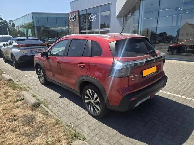 Suzuki S-Cross
