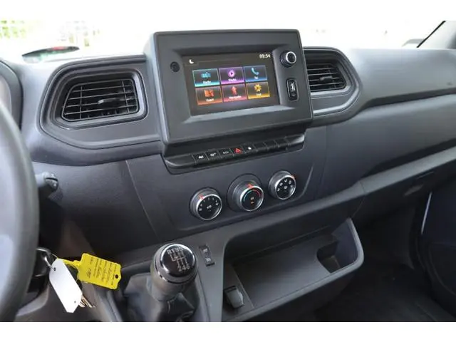 Nissan Interstar