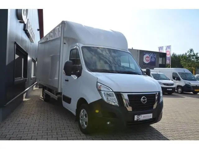 Nissan Interstar 2.3 DCI Interstar/master  Meubelbak/ bakwagen