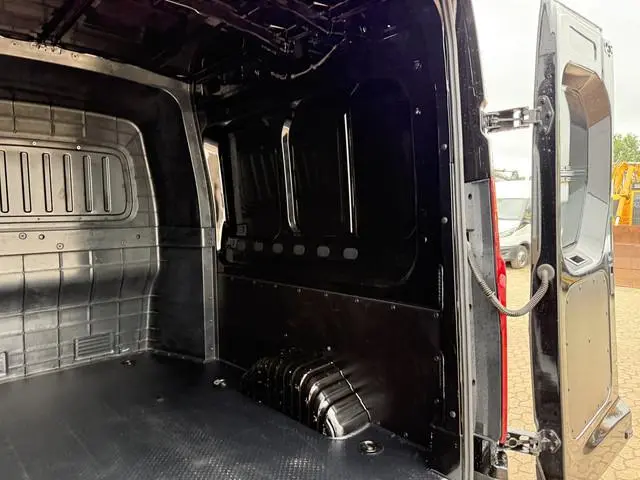Maxus eDeliver9