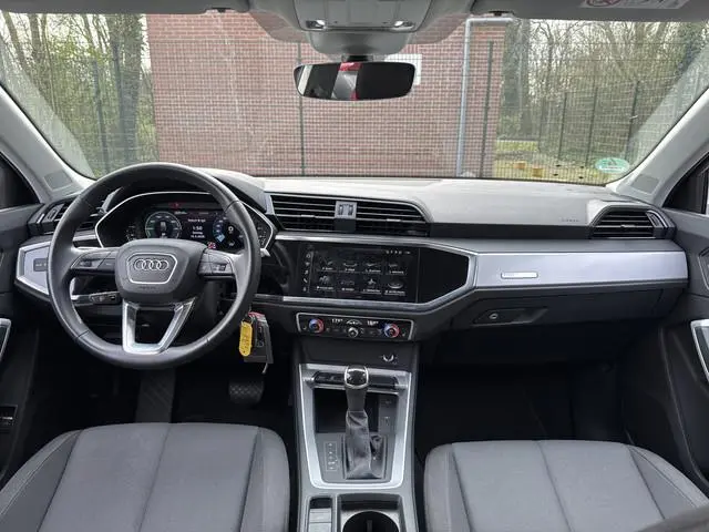 Audi Q3 Sportback 45 TFSI e 245PK BUSINESS EDITION PHEV CARPLAY/LED/STUURVERW.****
