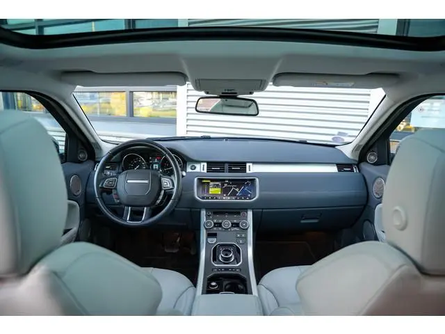 Land Rover Range Rover Evoque 2.0 Si4 HSE Dynamic Panodak Meridian Camera Navigatie Leer Stoelverw.
