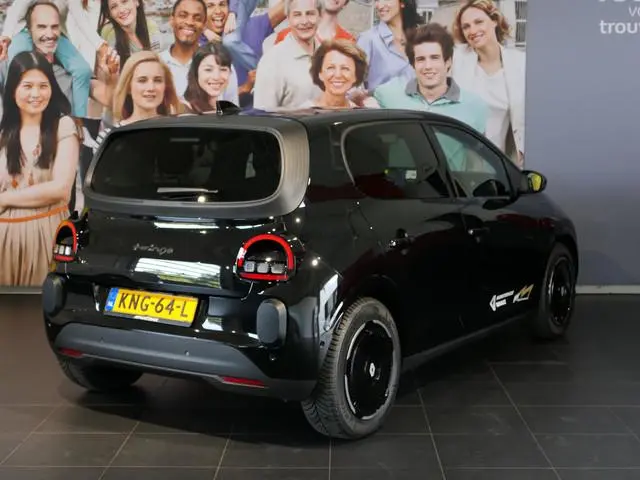 Renault Twingo urban range techno 27.5 kWh - Occasion Lease vanaf €464 p/m - *Vraag naar beschikbaar...