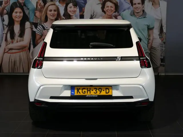 Renault 5