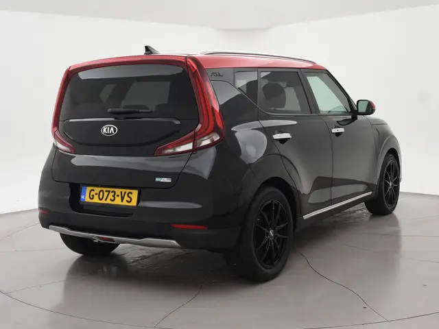 Kia e-Soul 64 kWh AUT. 100% SOH!+ HARMAN/KARDON | CAMERA | SFEERVERL. | ADAPTIVE CRUISE | STUURVERW....