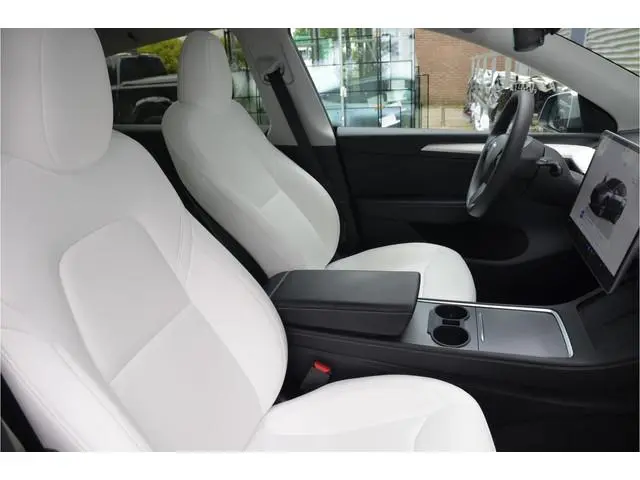 Tesla Model Y Long Range AWD 75 kWh Trekhaak (1.600kg), Enhanced AutoPilot3.0