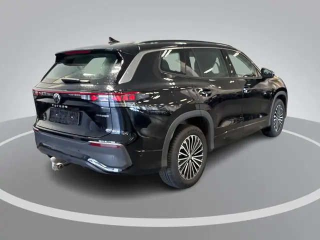Volkswagen Tayron 1.5 eHybrid 204pk DSG Life Edition · Camera · Inklap. Trekhaak · Apple/Android Car...