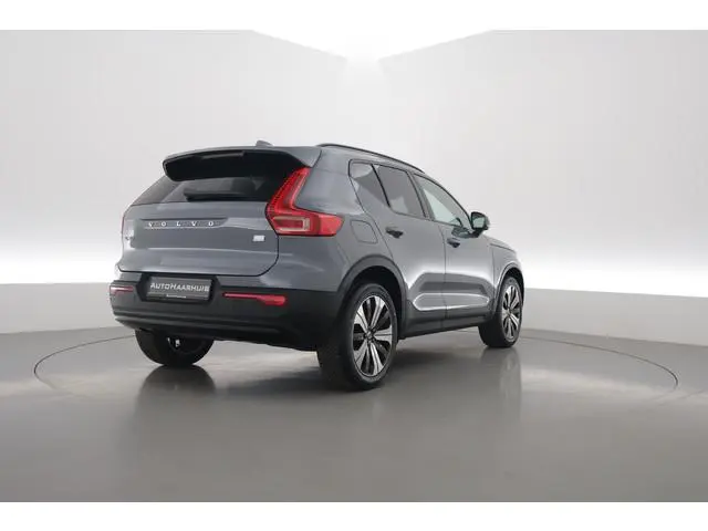 Volvo XC40 1.5 T5 Plug-in hybrid Ultimate Dark | SOH 95.4% | Pano | Bliss | Stoel-Stuurverw. | Memor...