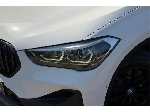 BMW X1 xDrive25e | Elektrische Klep | PDC V + A | LED | Apple Carplay | DAB | 20x op voorraad !