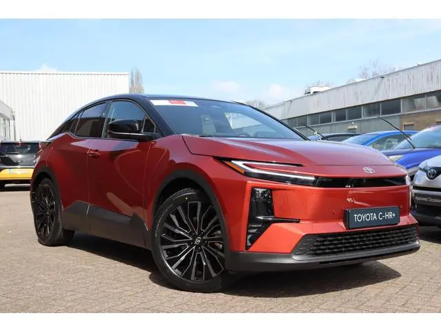 Toyota CHR +