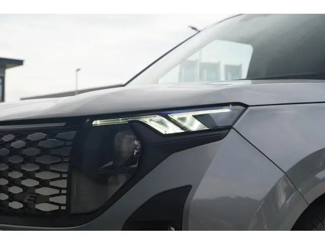 Ford E-Transit Courier