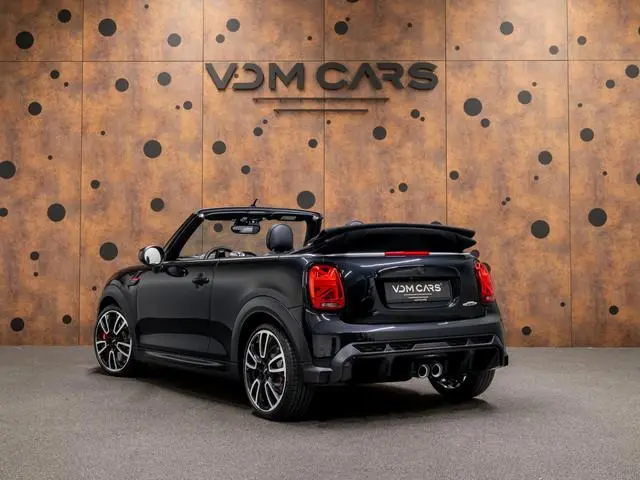 MINI Cabrio 2.0 John Cooper Works Classic | Harman & Kardon | HUD | Achteruitrijcamera | ACC | Keyle...