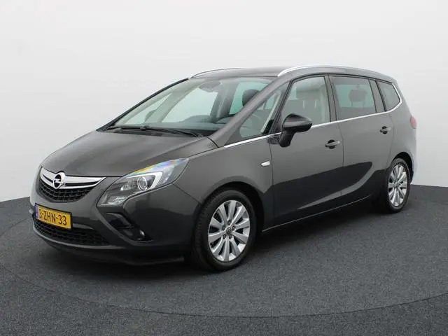 Opel Zafira Tourer 1.4T 140Pk Cosmo 7p. | Trekhaak | Camera | Xenon | Prijs Rijklaar!!