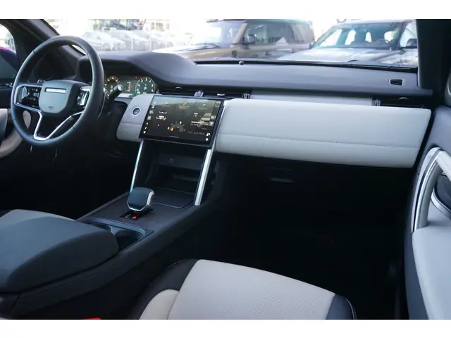 Land Rover Discovery Sport P270e PHEV Dynamic SE | Occasion Lease vanaf € 904 p/m | Voorstoelen / Ac...
