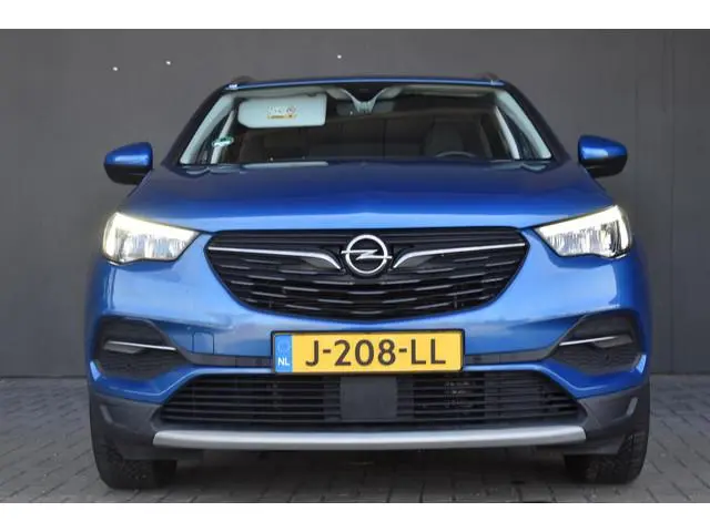 Opel Grandland X 1.6 Turbo Hybrid4 Business Executive