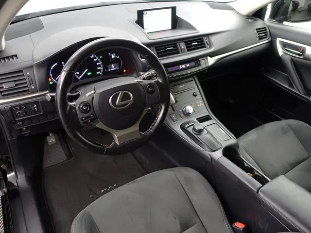 Lexus CT 200h Business Line Alcantara Interieur, Camera, Navigatie, Dynamic Select, Virtual Cockpit,...