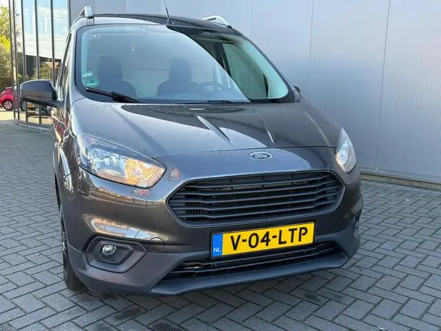 Ford Transit Courier