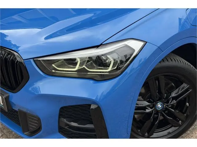 BMW X1 xDrive25e M-Sport | Sportleder | Memory | H/K | Head-Up | Camera | Comfort Acces | 35X op Voo...