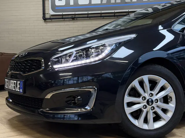 Kia cee'd Sportswagon 1.6 GDI AUT DynamicLine | Navi | Stoel & Stuur verwarming | Camera | PDC V+A |...