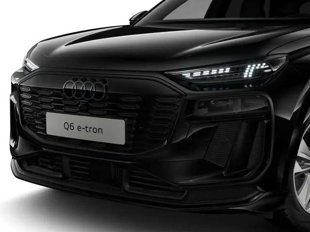 Audi Q6 e-tron S edition 83Kwh 252 PK SUV | Tech pakket pro | Adaptive luchtvering | Glazen panorama...