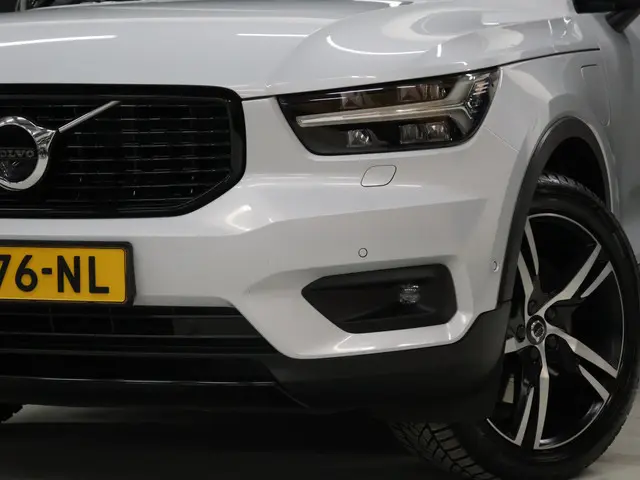 Volvo XC40 1.5 T5 Recharge Inscription [MEMORY SEATS, ADAPTIVE CRUISE CONTROL, APPLE CARPLAY, ANDROI...