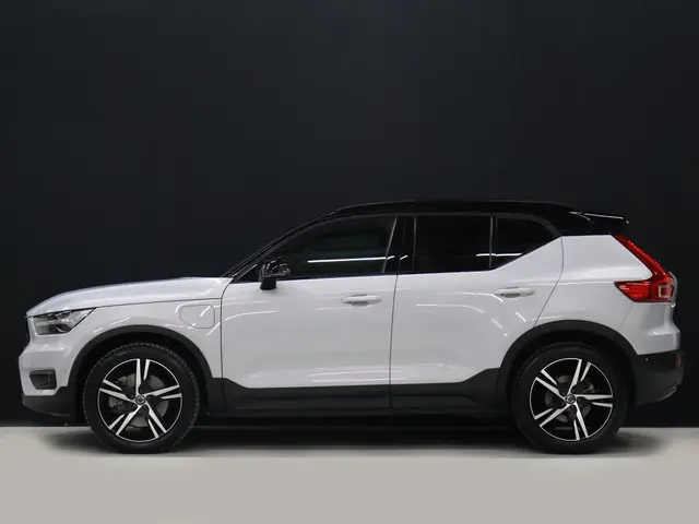 Volvo XC40 1.5 T5 Recharge Inscription [MEMORY SEATS, ADAPTIVE CRUISE CONTROL, APPLE CARPLAY, ANDROI...