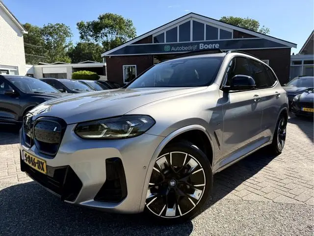 BMW iX3 High Executive M-Sport 80 kWh SOH 92.9%, Vol Opties!