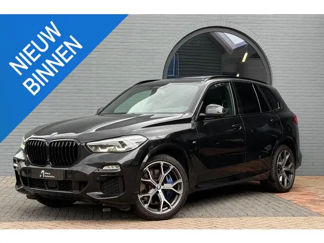 BMW X5 xDrive45e Executive M-sport, BTW, comfortstoelen, panoramadak, Merino, driving prof, parking...