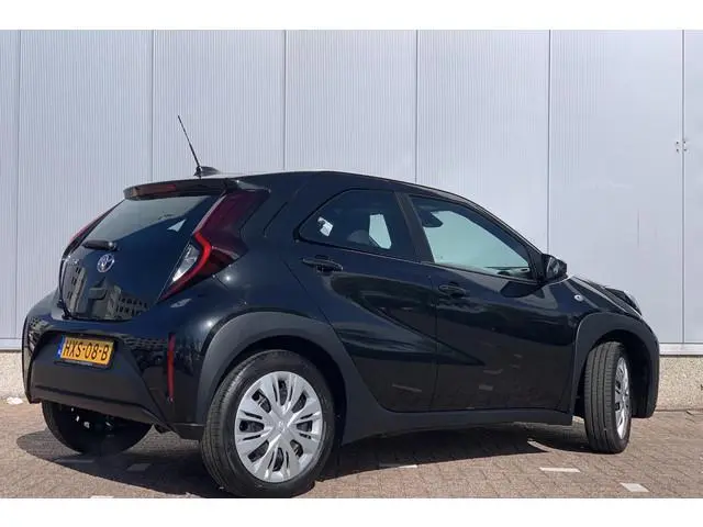 Toyota Aygo X 1.0 VVT-i S-CVT Play | Automaat | Camera | AppleCarplay | Android Auto
