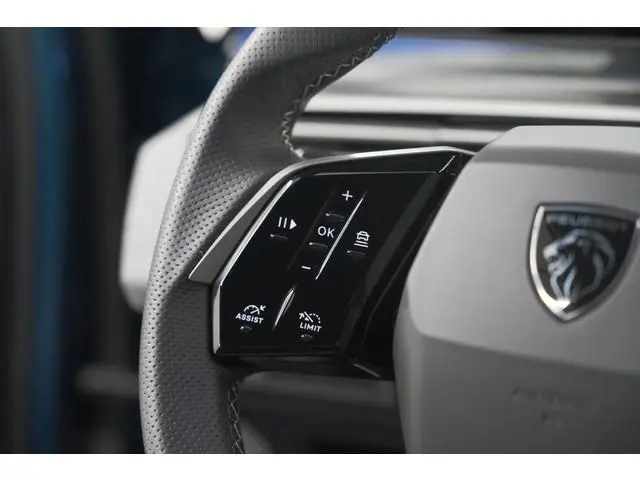 Peugeot 3008 1.2 Hybrid 136 GT | Elektrische Kofferklep | Camera | Adaptieve Cruise Control | Apple...