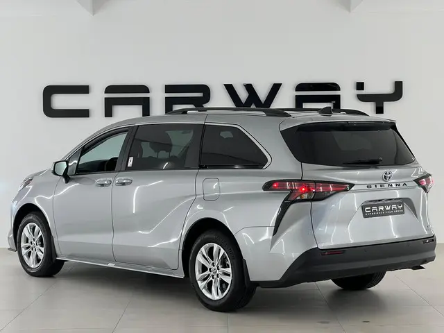 Toyota Highlander Sienna 2.5 Hybrid Luxe XLE