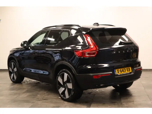 Volvo XC40 Single Motor Extended Range Plus 82 kWh ACC 20'' PDC Keyless Entry/Go 24 maanden garantie...