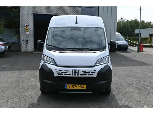 Fiat Ducato 2.2 MultiJet 140 pk L2H2 S&S 3.5t Camera, Cruise control, 270 Graden deuren