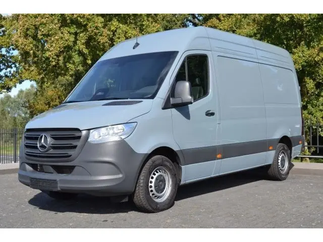 Mercedes-Benz Sprinter 317 L2H2 | PRO | Cruise | Camera | Navi | App | 3.5t Trekhaak voorb. | Automa...